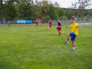 Bild 3 Kraft Und Stabilisationsübungen Auf Dem Kleinspielfeld